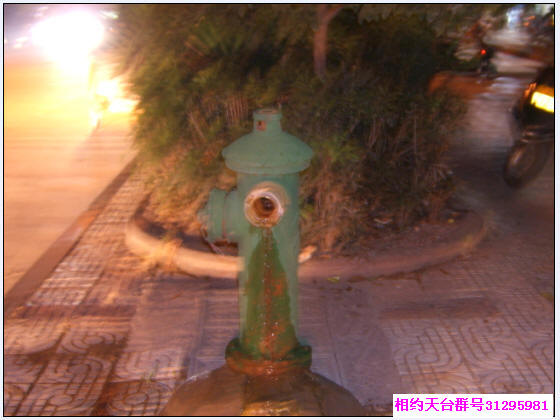 多这么漏水多没人管幸好是用国家的
