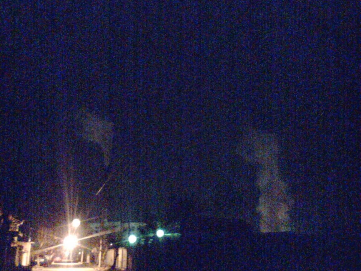 月夜下的天台热能厂烟囱！
