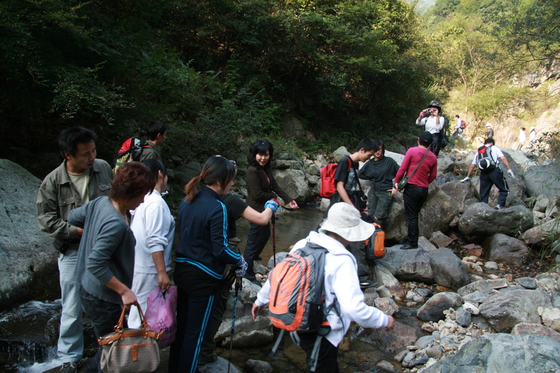 天台驴友俱乐部一周年重走九龙潭
