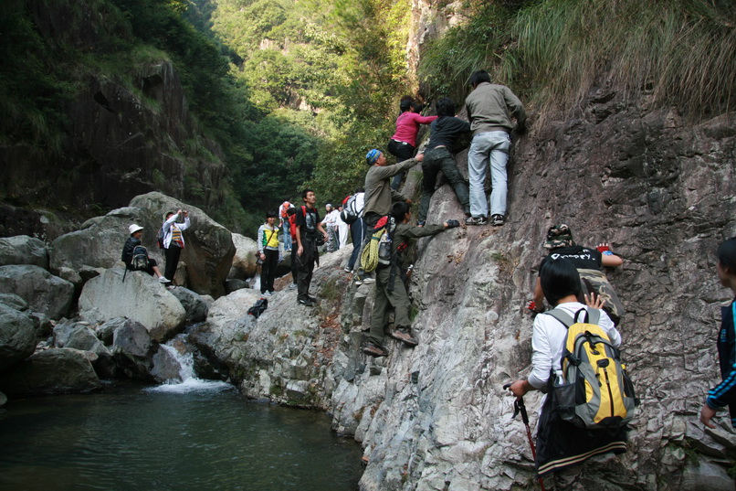 天台驴友俱乐部一周年重走九龙潭