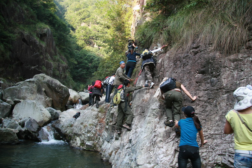 天台驴友俱乐部一周年重走九龙潭