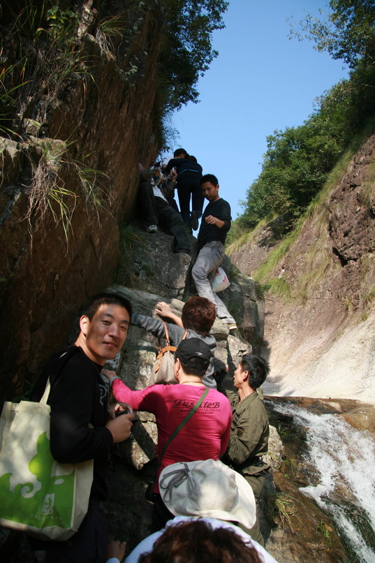 天台驴友俱乐部一周年重走九龙潭