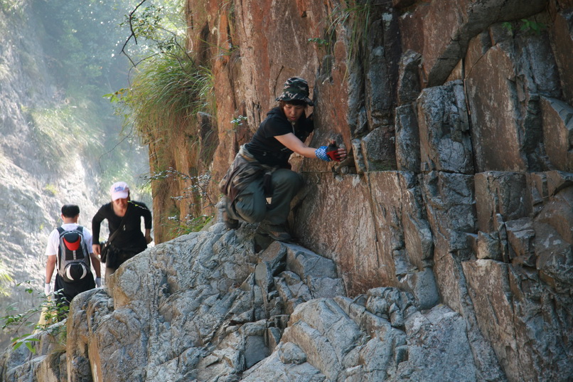 天台驴友俱乐部一周年重走九龙潭