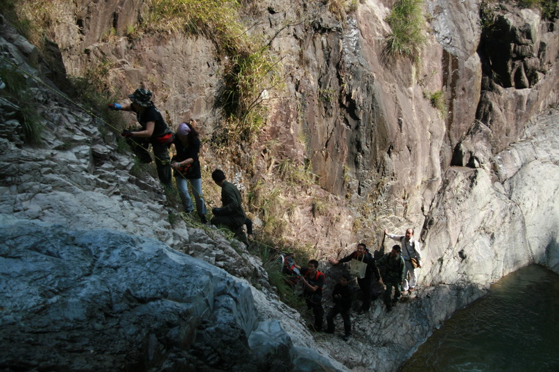 天台驴友俱乐部一周年重走九龙潭
