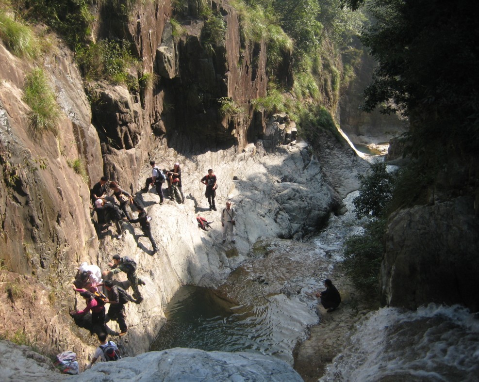 天台驴友俱乐部一周年重走九龙潭