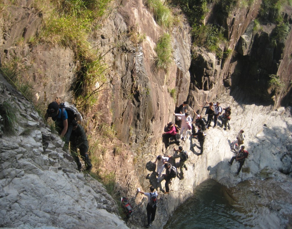 天台驴友俱乐部一周年重走九龙潭