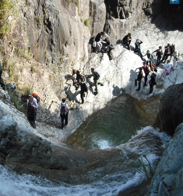 天台驴友俱乐部一周年重走九龙潭