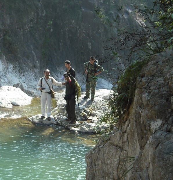天台驴友俱乐部一周年重走九龙潭