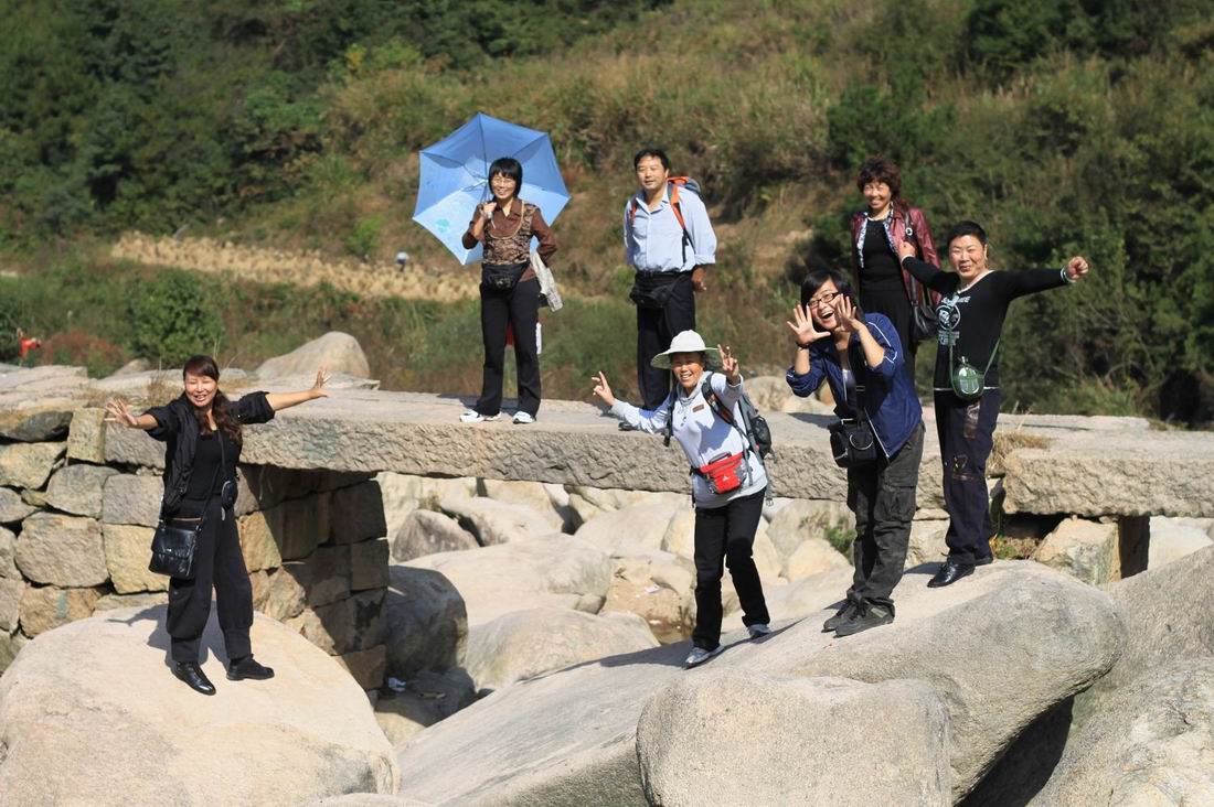 重阳节前奏——寻迹万马渡