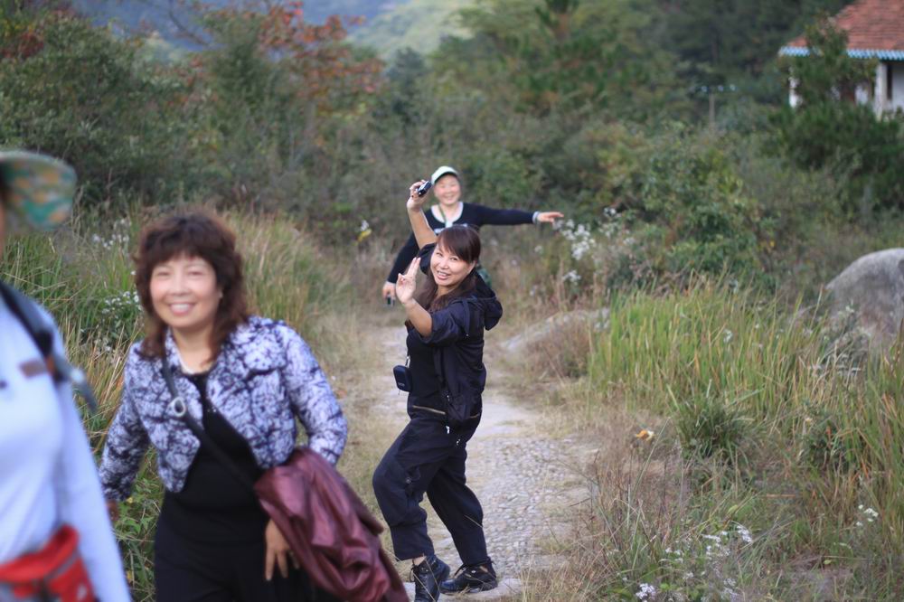 重阳节前奏——寻迹万马渡