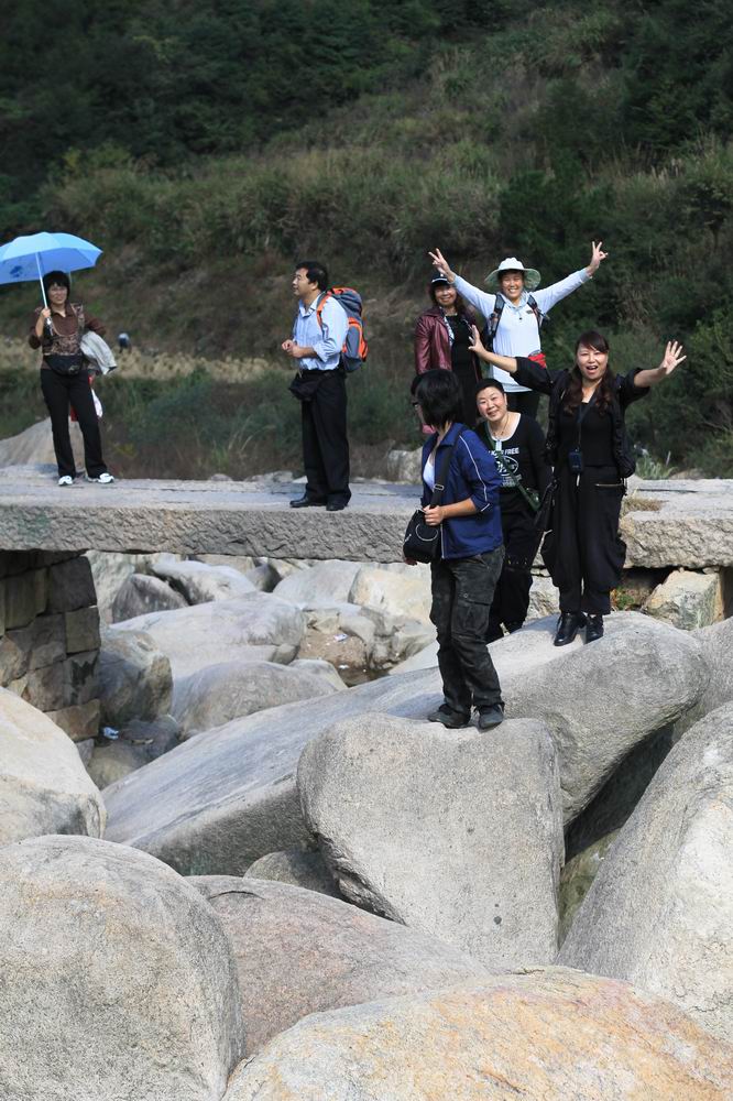 重阳节前奏——寻迹万马渡