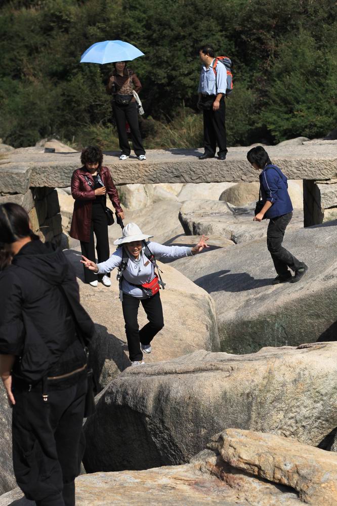 重阳节前奏——寻迹万马渡