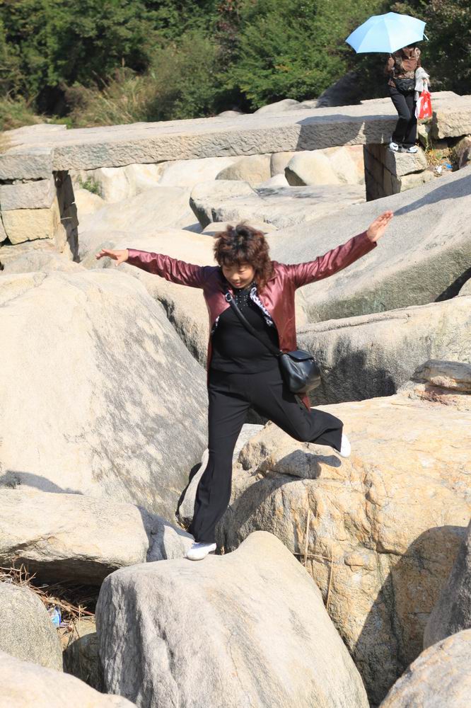 重阳节前奏——寻迹万马渡