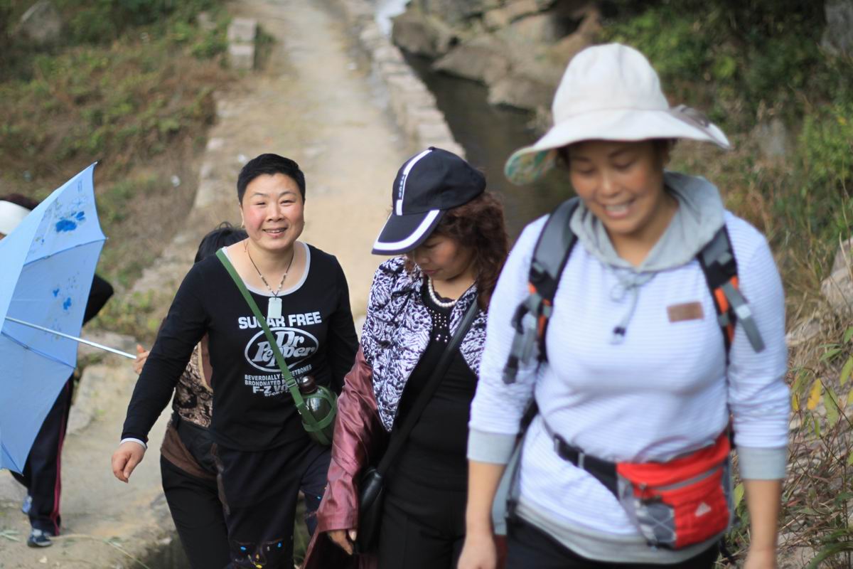 重阳节前奏——寻迹万马渡