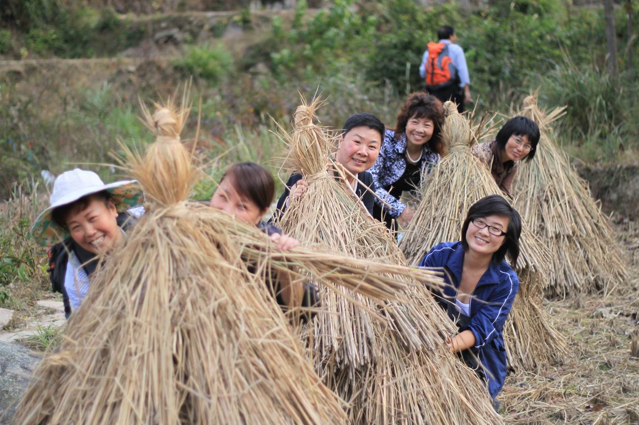 重阳节前奏——寻迹万马渡