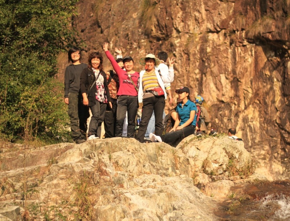 天台驴友俱乐部一周年重走九龙潭