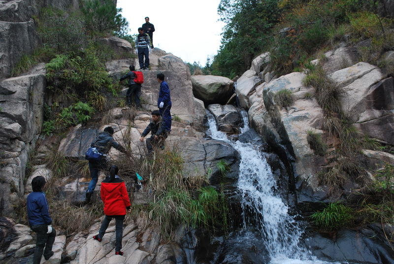 天台驴友俱乐部之-----探秘十门坑