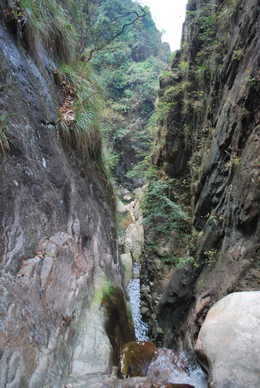 天台驴友俱乐部之-----探秘十门坑