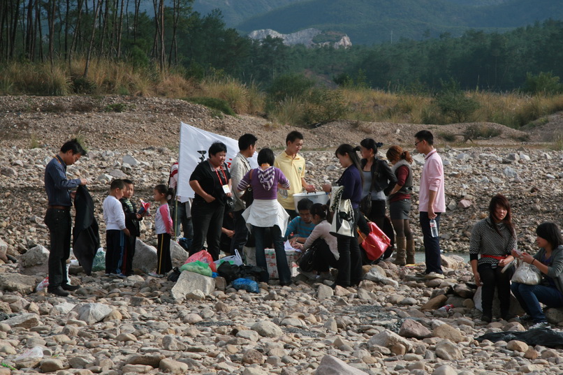 天台之窗/驴权俱乐部联合大型交友烧烤活动老树版PP