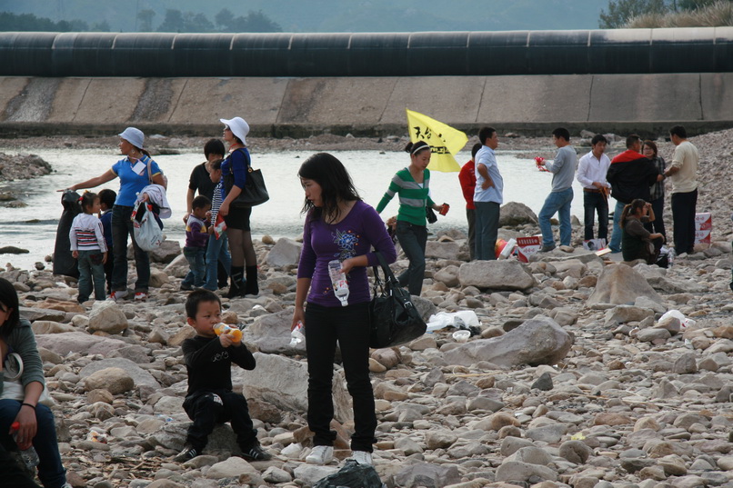 天台之窗/驴友俱乐部联合大型交友烧烤活动老树版PP