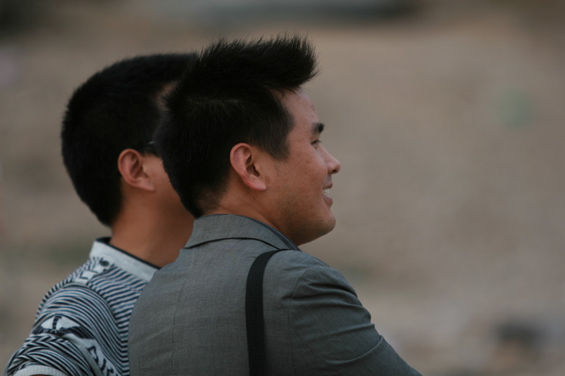 天台之窗/驴友俱乐部联合大型交友烧烤活动老树版PP