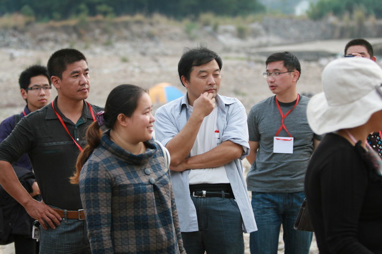 天台之窗/驴友俱乐部联合大型交友烧烤活动老树版PP