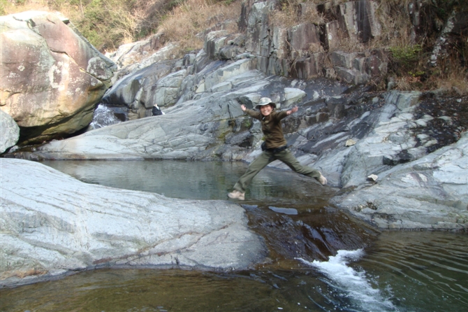 [天台驴友俱乐部]活动----牛年开驴.大柳溪