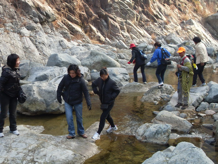 [天台驴友俱乐部]活动----牛年开驴.大柳溪
