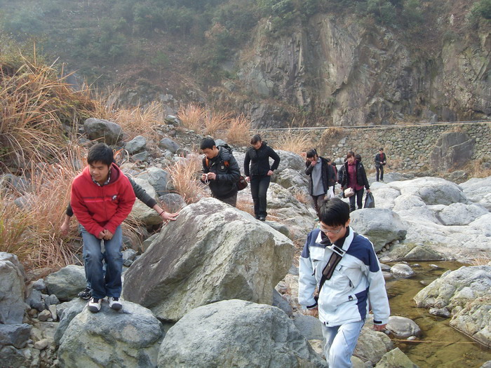 [天台驴友俱乐部]活动----牛年开驴.大柳溪