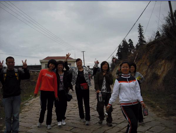 [天台驴友俱乐部]活动之-----走古道.赏油菜花.登莲花峰顶