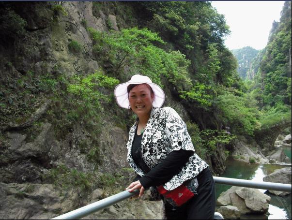 [天台驴友俱乐部]活动之-----走古道.赏油菜花.登莲花峰顶