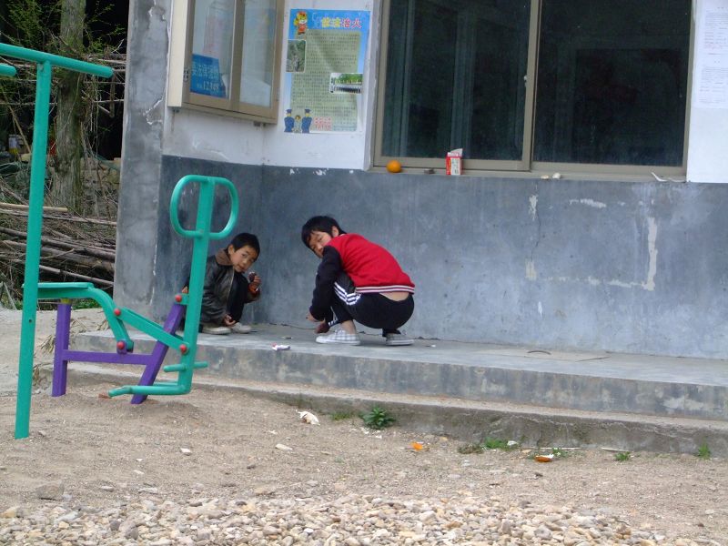 [天台驴友俱乐部]活动之-----走古道.赏油菜花.登莲花峰顶