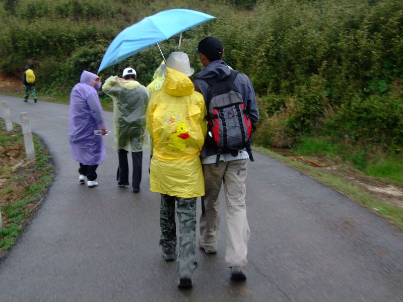 [天台驴友俱乐部]活动之-----走古道.赏油菜花.登莲花峰顶