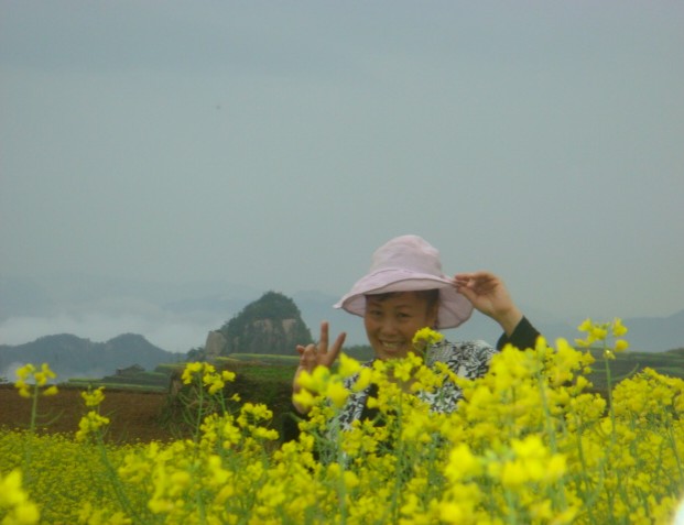 [天台驴友俱乐部]活动之-----走古道.赏油菜花.登莲花峰顶