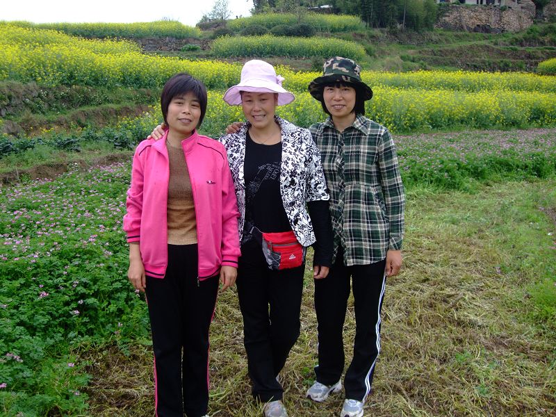 [天台驴友俱乐部]活动之-----走古道.赏油菜花.登莲花峰顶