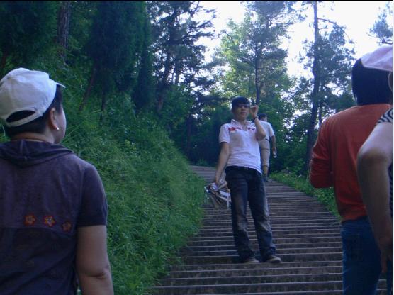 乐清市“中雁杯”登山比赛掠影