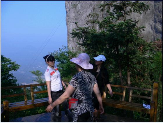 乐清市“中雁杯”登山比赛掠影