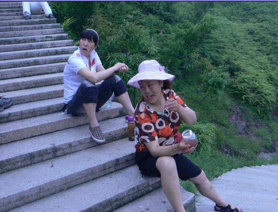 乐清市“中雁杯”登山比赛掠影