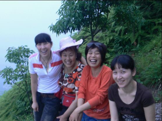 乐清市“中雁杯”登山比赛掠影