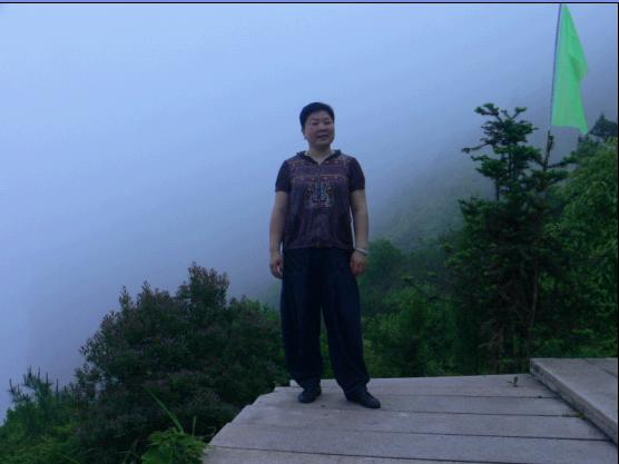 乐清市“中雁杯”登山比赛掠影