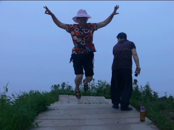 乐清市“中雁杯”登山比赛掠影