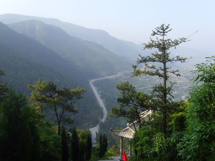 乐清市“中雁杯”登山比赛掠影