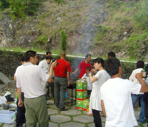 乐清市“中雁杯”登山比赛掠影