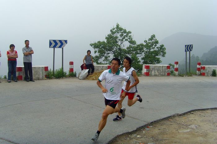 乐清市“中雁杯”登山比赛掠影