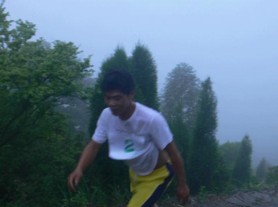 乐清市“中雁杯”登山比赛掠影