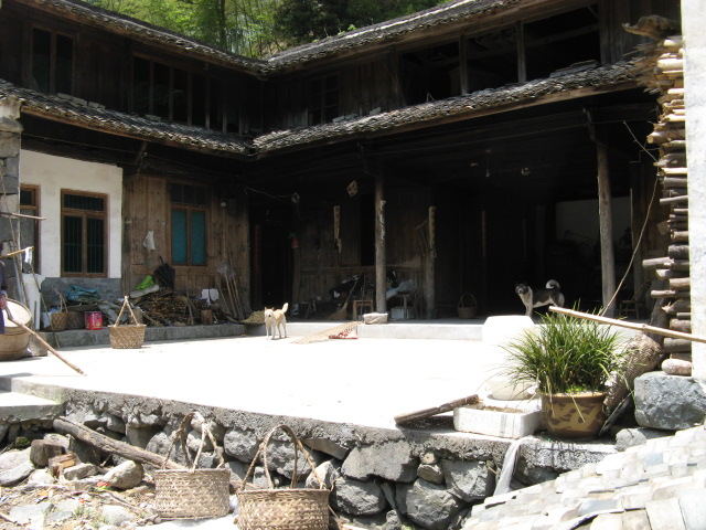 我驴我乐山水间