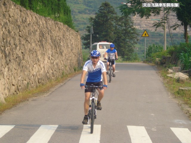 6月13日骑行雷峰西岭