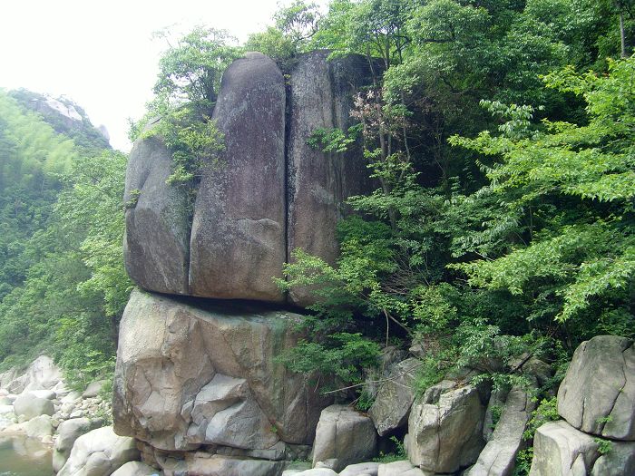 [天台驴友俱乐部]活动之____戏水石桥坑