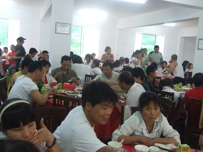 乐清市“中雁杯”登山比赛掠影