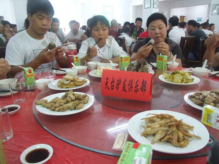 乐清市“中雁杯”登山比赛掠影